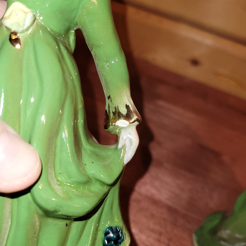 VTG Victorian Dancing Lady in Irish Green Dress Porcelain Figurine St Patrick's - Picture 11 of 12